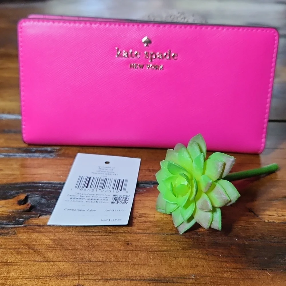 Kate Spade Staci Large Slim Bifold Wallet + Claude Festive Dachshund Key…